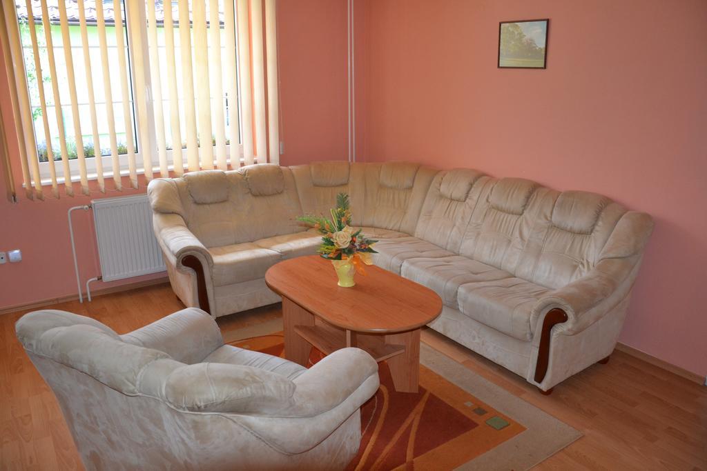 Penzion Chalupka Štrba Zimmer foto